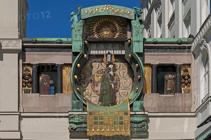 Ankeruhr Clock in Ankerhof