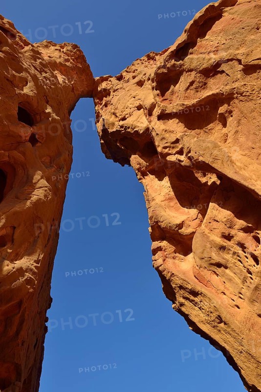Natural arch the Cirque