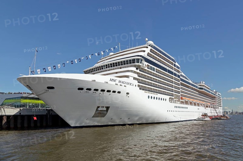 Cruise ship MSC Magnifica