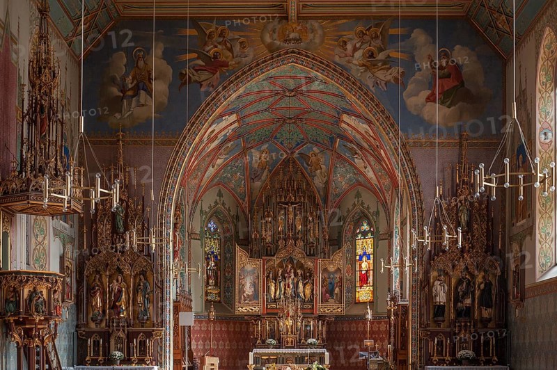 High altar with late Gothic shrine figures in St Pelagius Church