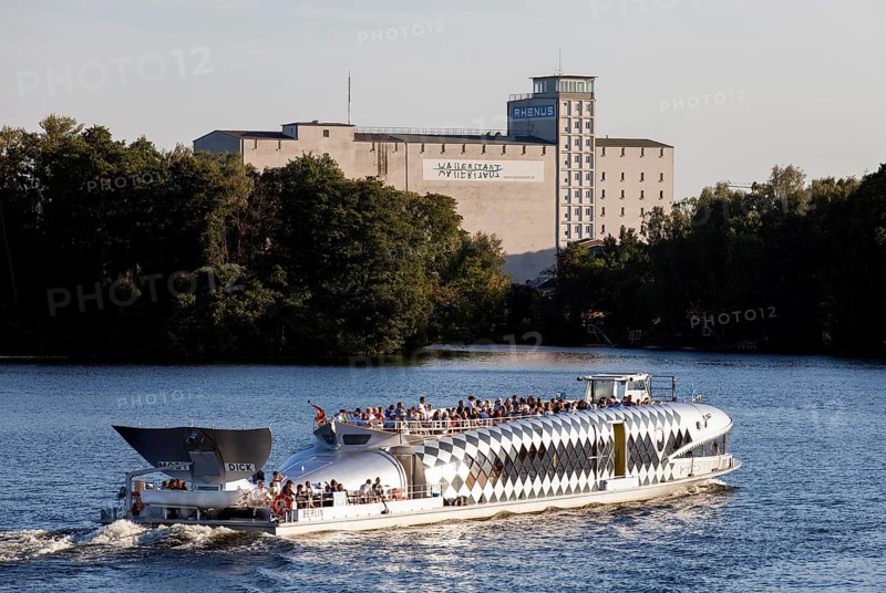 Reichstypenspeicher with Elevator