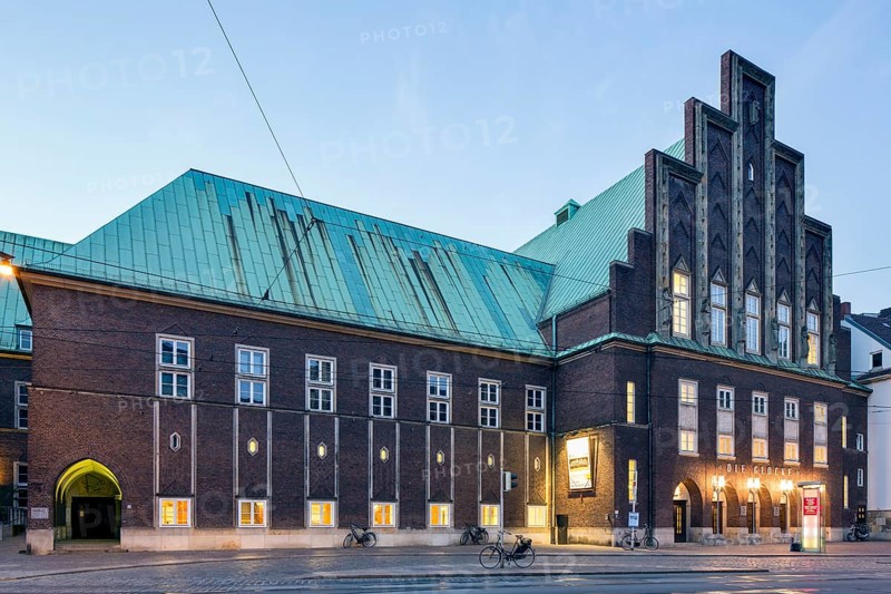 Die Glocke concert hall