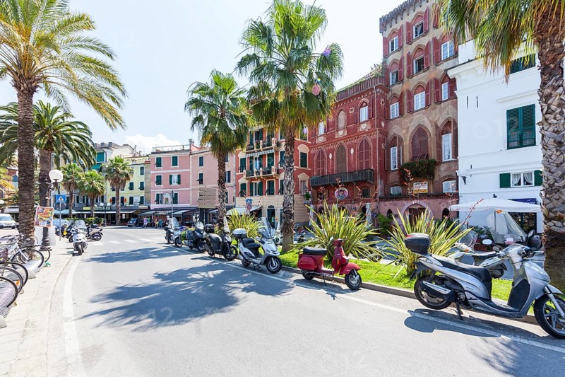 Old mansions in Sestri Levante