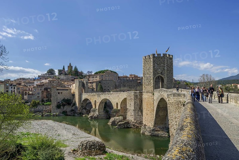 Pont de Besalu bridge over the Fluvia River