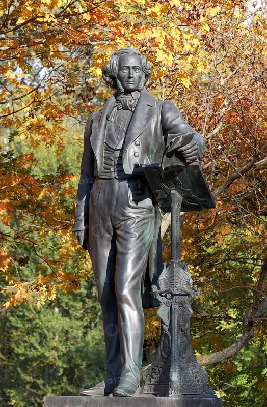 Re-erected statue of the composer Felix Mendelssohn Bartholdy