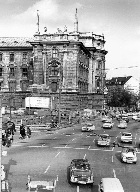Palace of Justice at Stachus