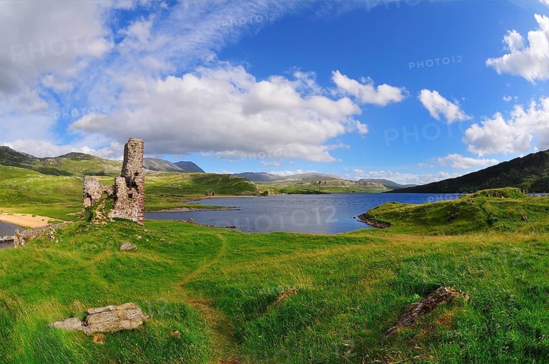 The ruins of Ardvreck Castle