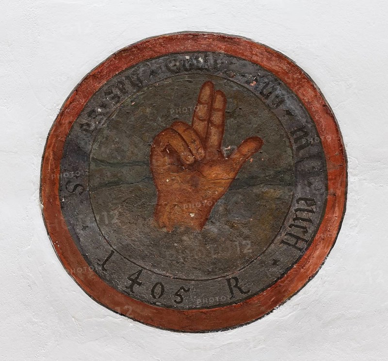 Three-finger salute of a hand taking an oath from 1405