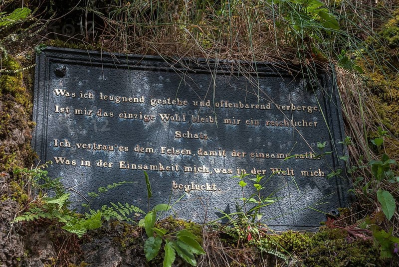 Panel with a Goethe citation
