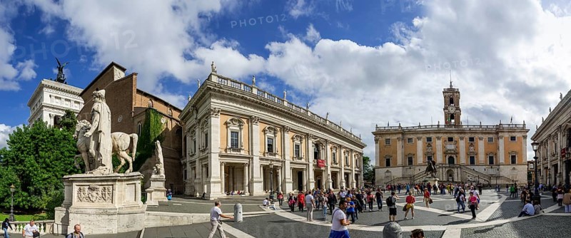 Panoramic view of Capitol Square with the church Santa Maria in Aracoeli