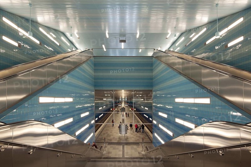 U-Bahn Uberseequartier subway station