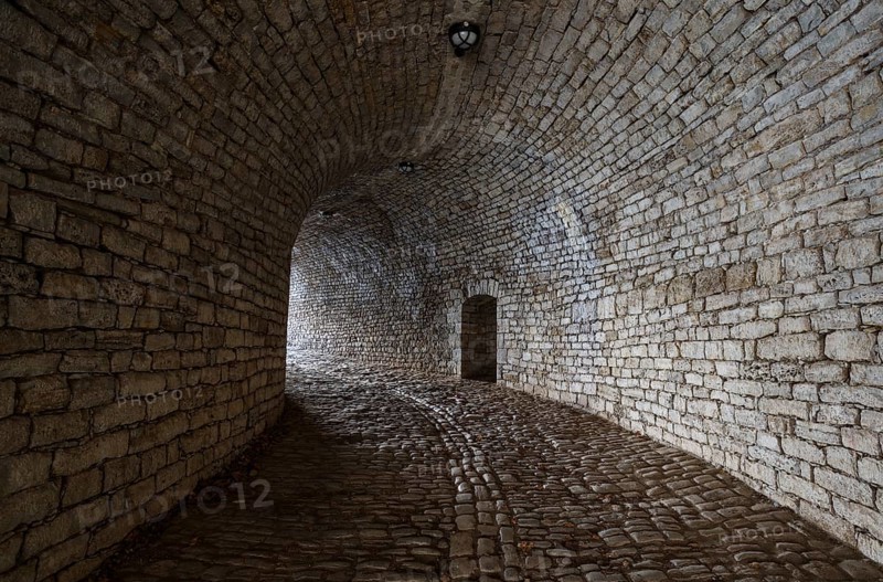 Passage under the citadel