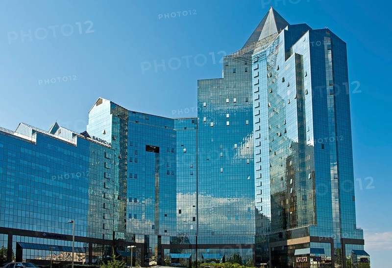 Nurly Tau Business Centre on Al-Farabi Avenue