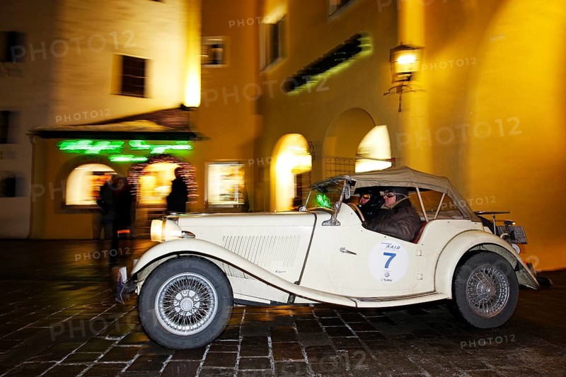 Vintage car rally
