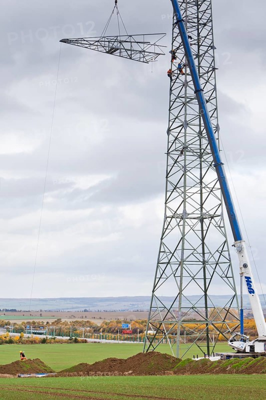 Construction of a high-voltage mast of the South-West Interconnector