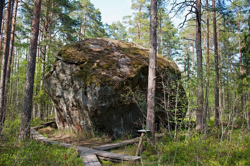 Majakivi boulder