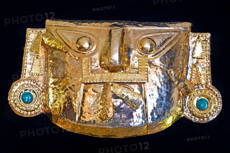Golden pre-Columbian Inca mask