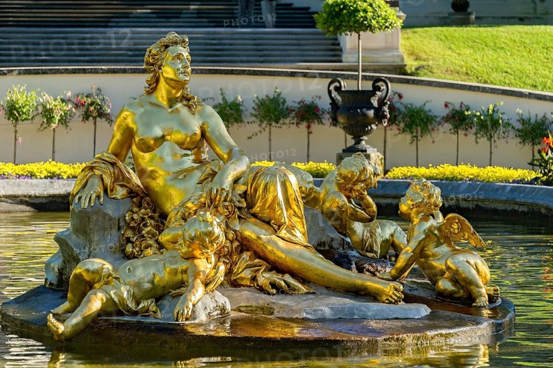 Flora Fountain surrounded by a water basin