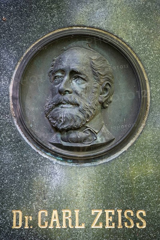 Tomb of Carl Zeiss