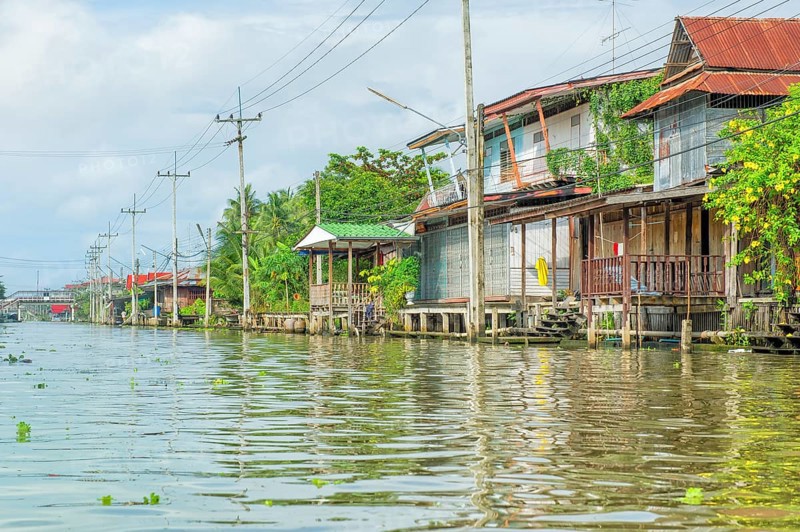Houses by the water