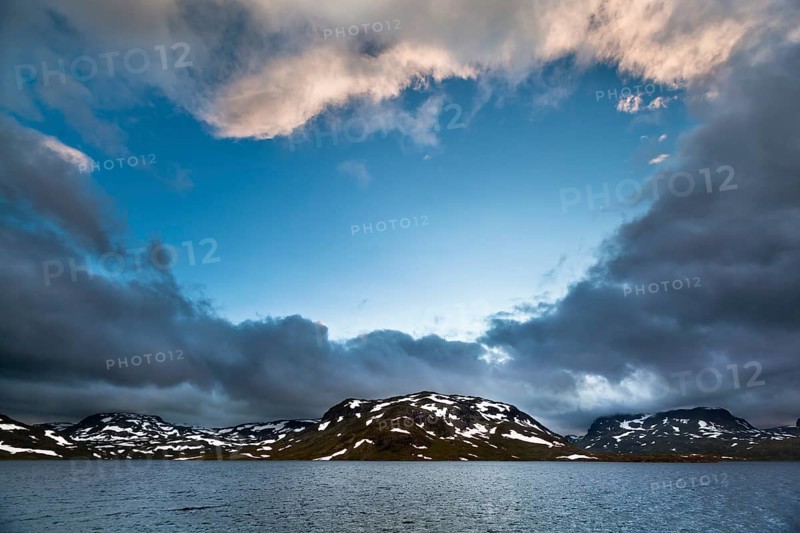 Votna Lake in the evening light