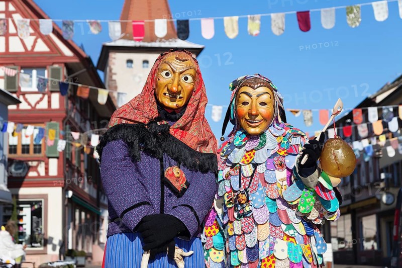 Witch and Spattlehansel figures