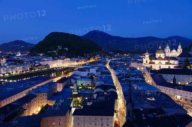Historic centre with Kapuzinerberg