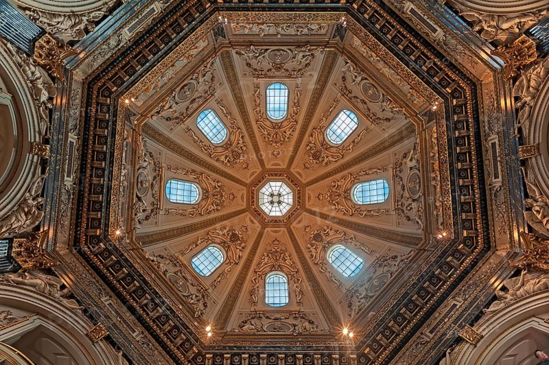 Interior dome view in the staircase