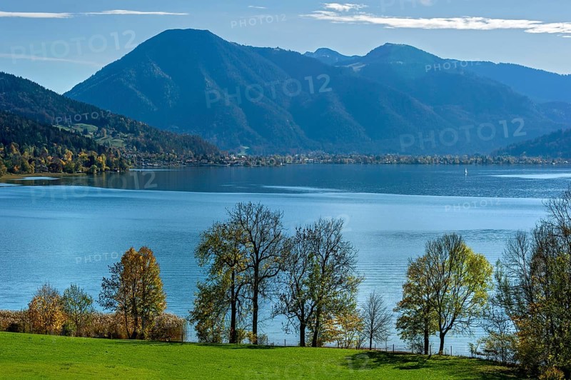 Tegernsee lake with Wallenberg mountain