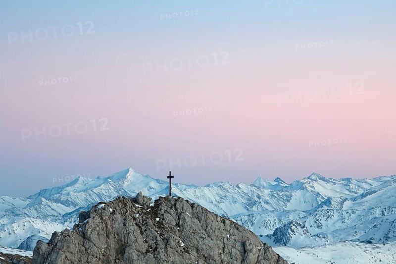 The summit cross of the Haidachstellwand