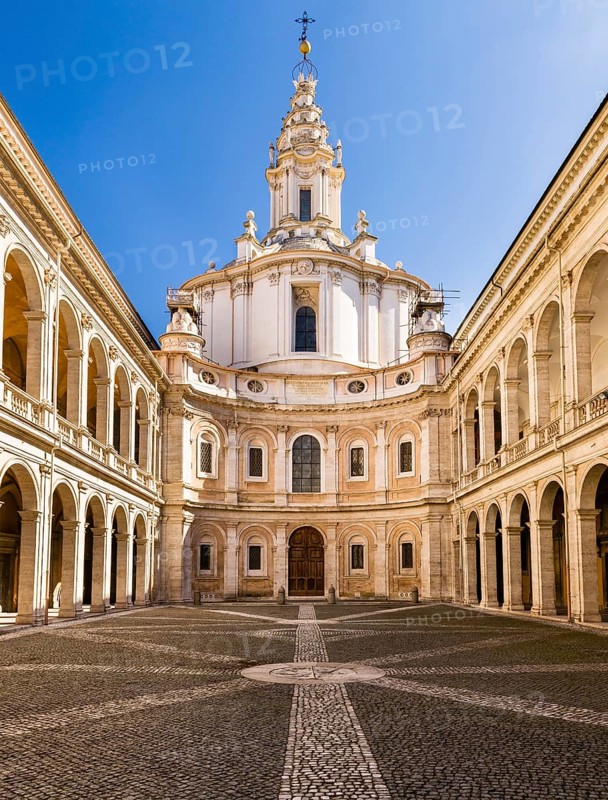 Courtyard of Studium Urbis
