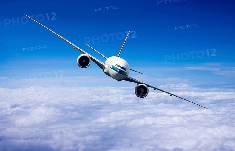 Cathay Pacific Boeing 777-367 ER in flight