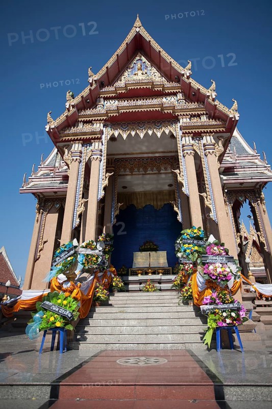 Wat Pom decorated for a royal burial