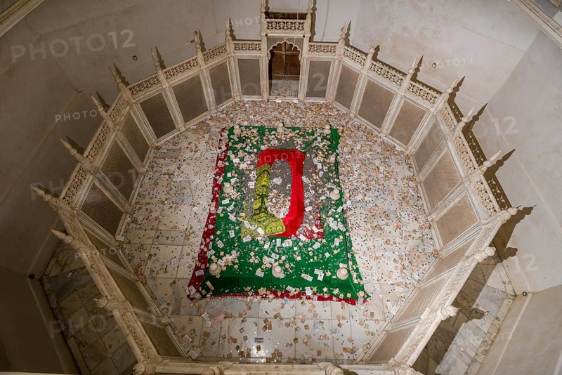 Sanctum with the tomb of Dilras Banu Begum