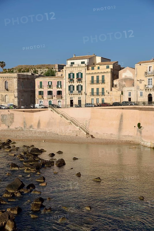 Lungomare d'Ortigia waterside promenade