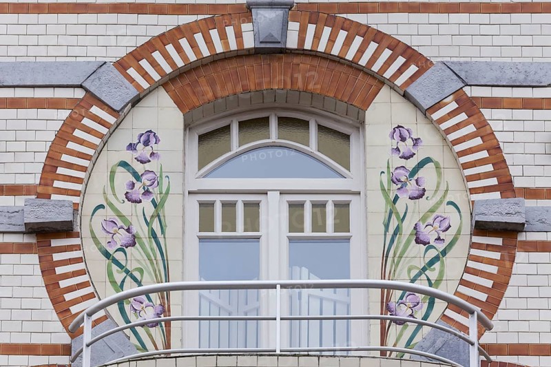 Art Deco window with lily tiles