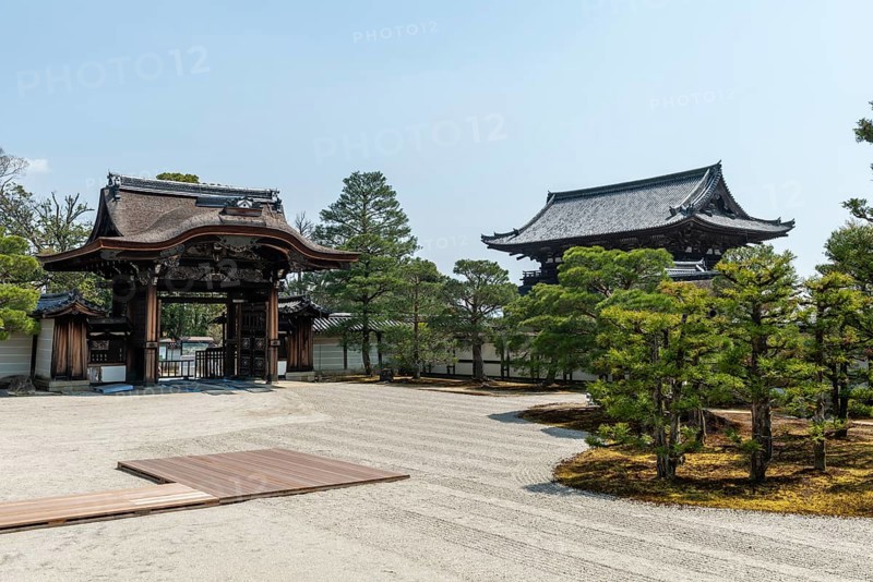 Ninna-ji Temple Goths