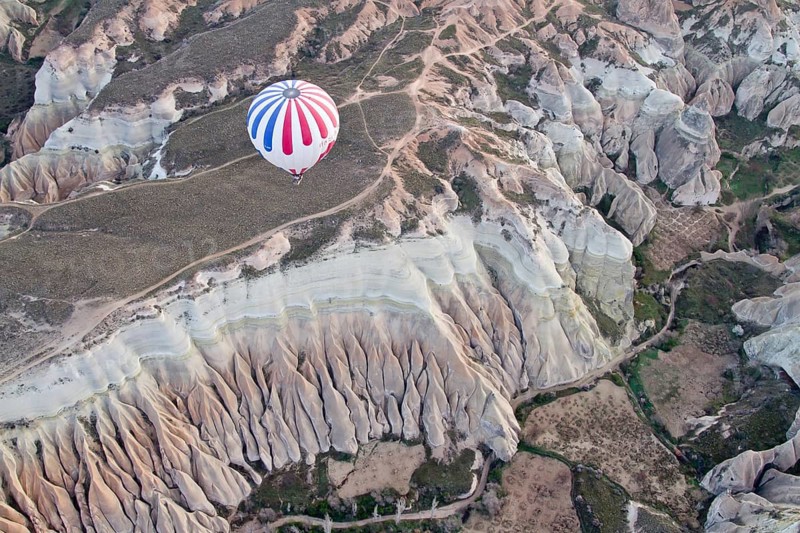Hot air balloon