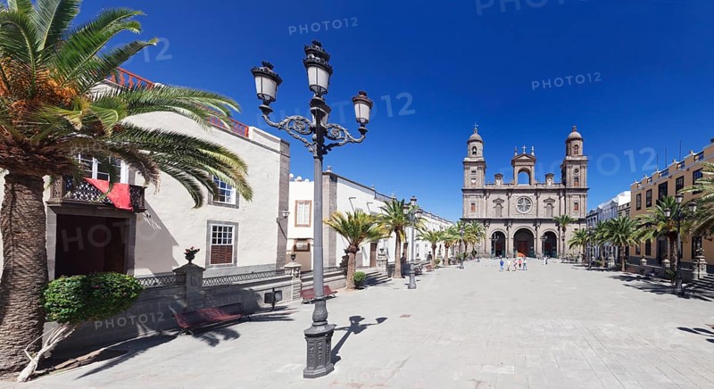 Catedral de Santa Ana in Plaza de Santa Ana