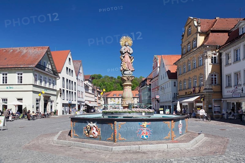 Madonna with a crescent moon on the Marienbrunnen fountain on Marktplatz square