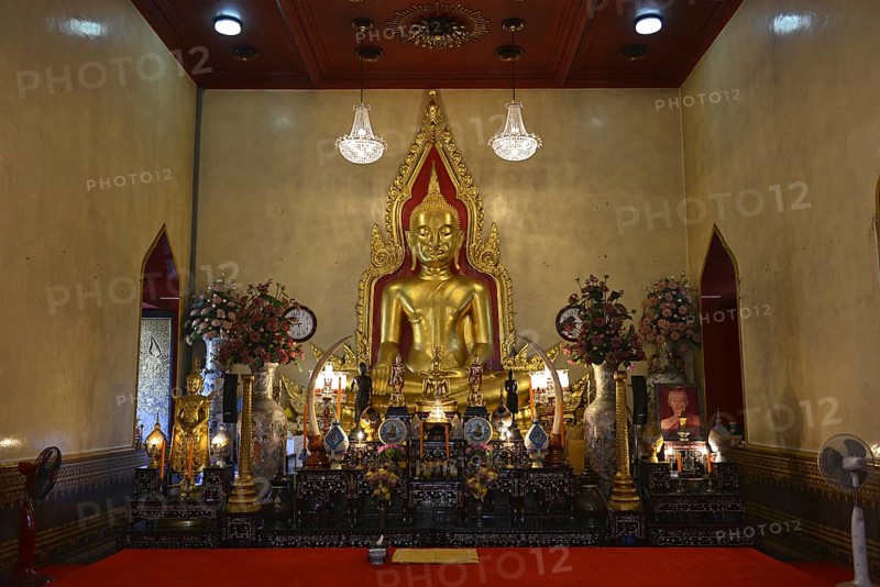Buddha statue in the Temple of the Golden Buddha or Wat Traimit