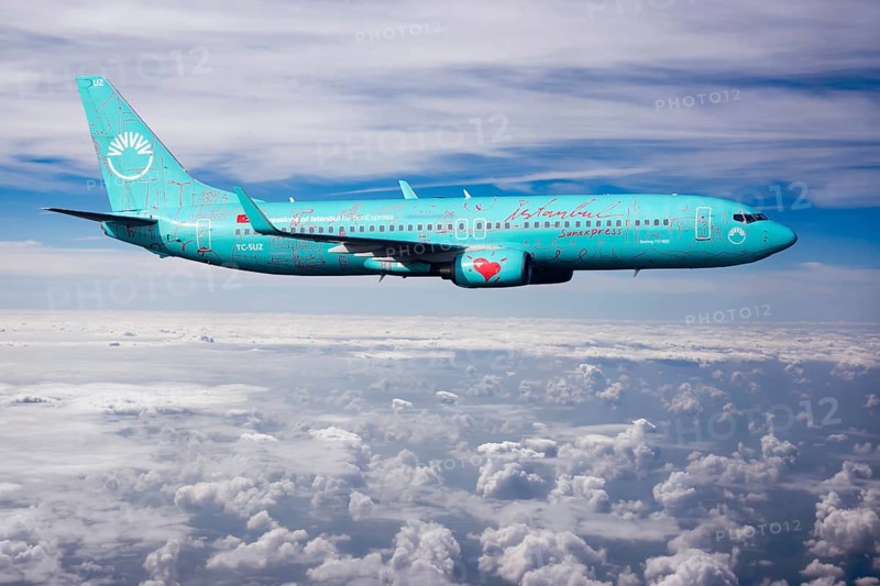SunExpress Boeing 737 in flight