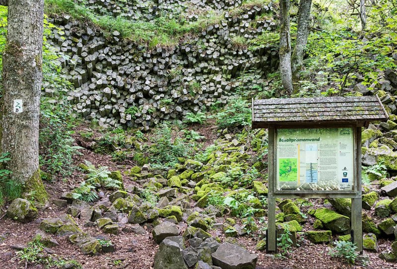 Basalt prism wall