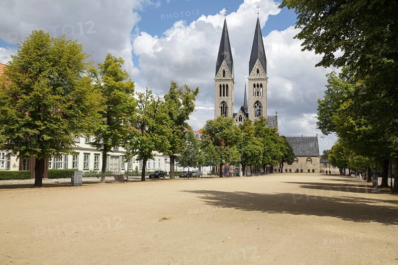 Cathedral and Cathedral Square