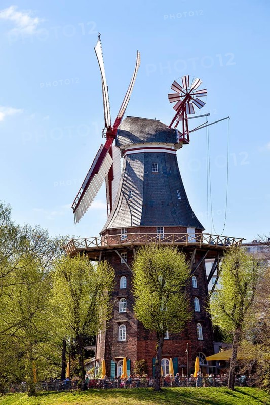 Ansgaritorsmuhle or Windmill am Wall