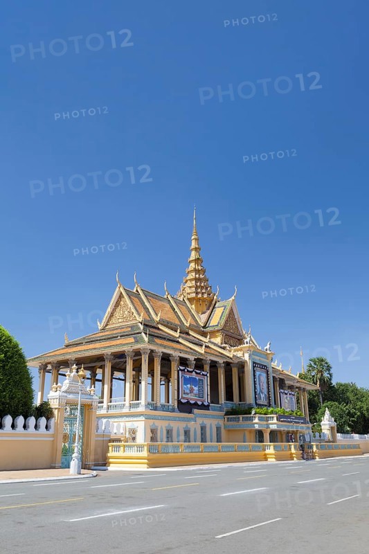 The Preah Thineang Chan Chhaya or Moonlight Pavilion