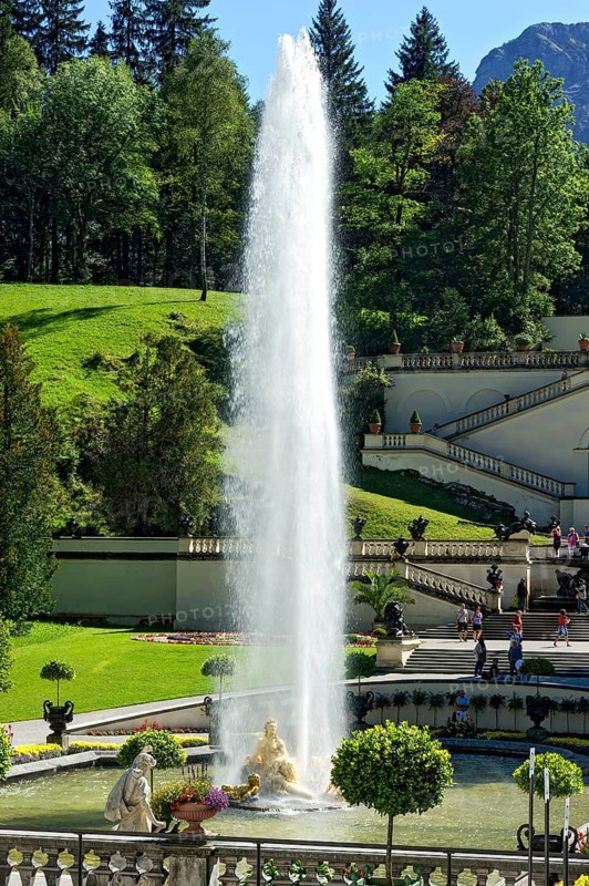 Flora fountain with a water fountain