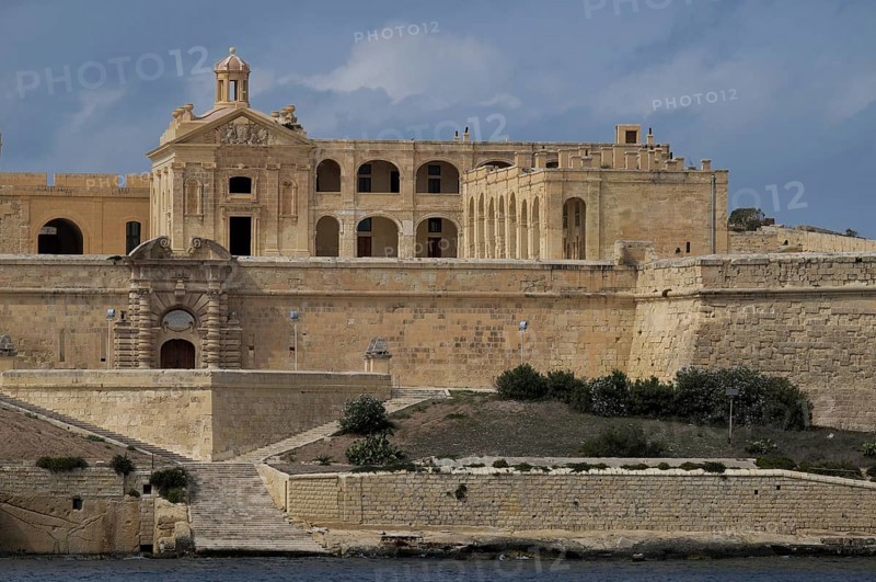 Fort Manoel