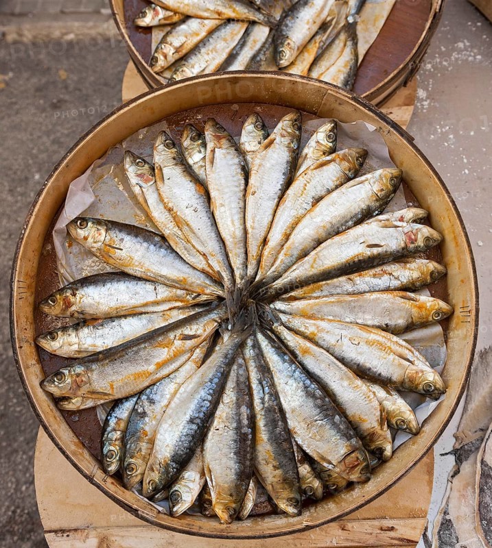 Sale of fish at the farmer's market in Sineu