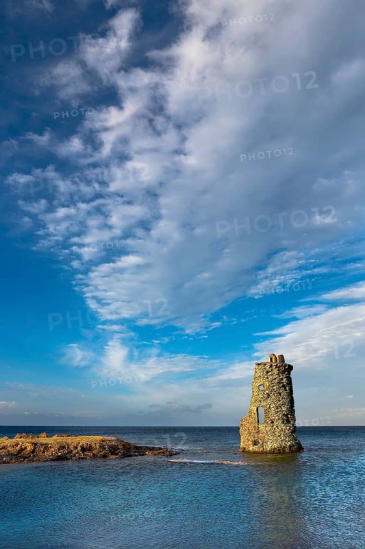 Genoese watchtower along the Customs Officers' Trail